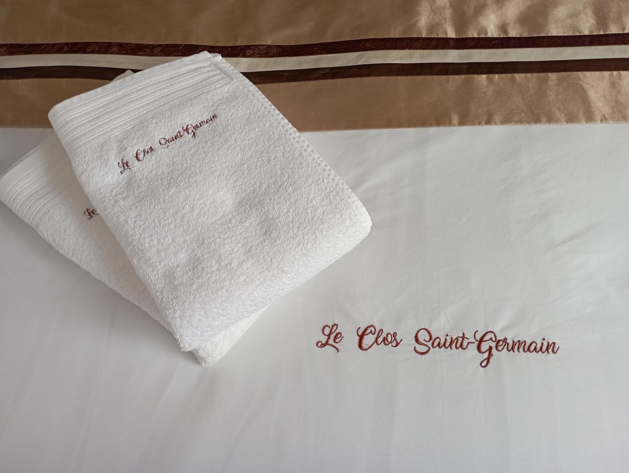 Le Clos Saint-Germain Rugles المظهر الخارجي الصورة