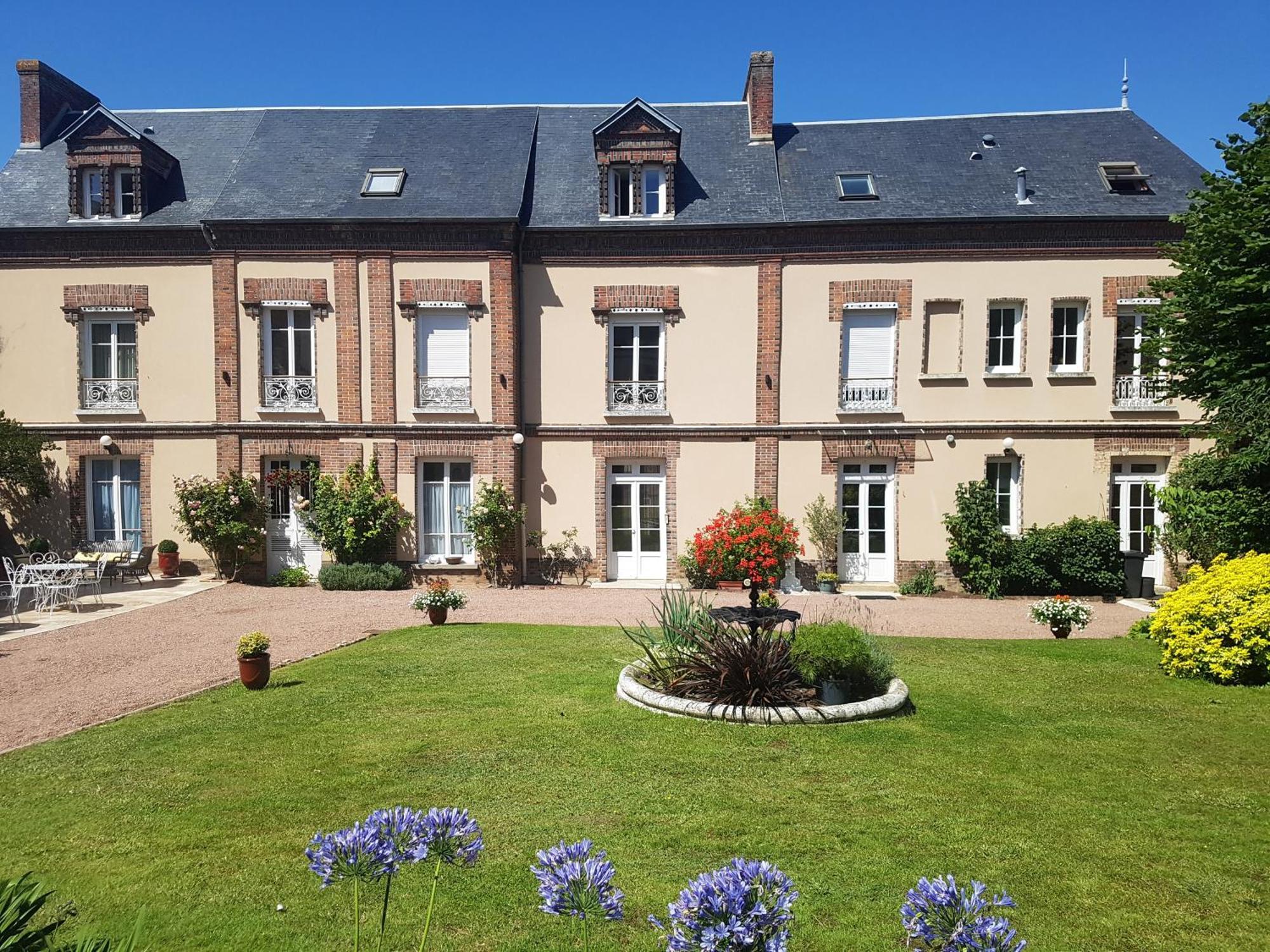 Le Clos Saint-Germain Rugles المظهر الخارجي الصورة